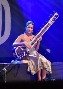 Womad-63